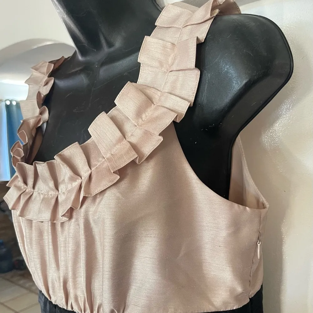 ELIZA J* CHAMPAGNE Gold
Ruffle Neck Cocktail Dress size 10P - Image 2