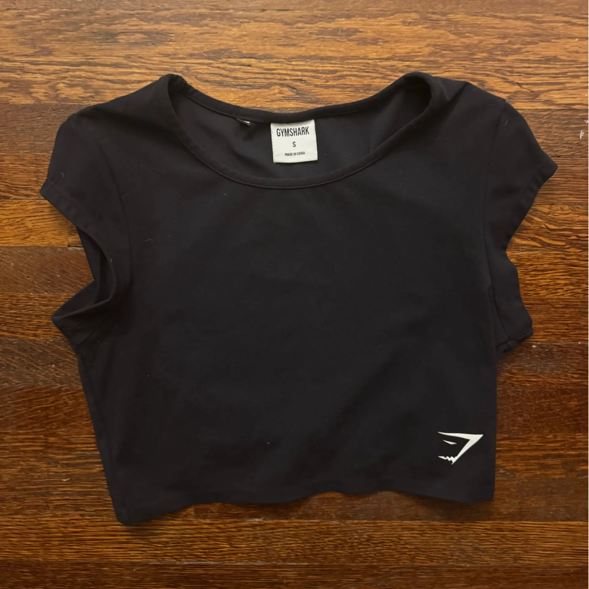 Black Gymshark Short sleeve shirt🔹 - Image 2