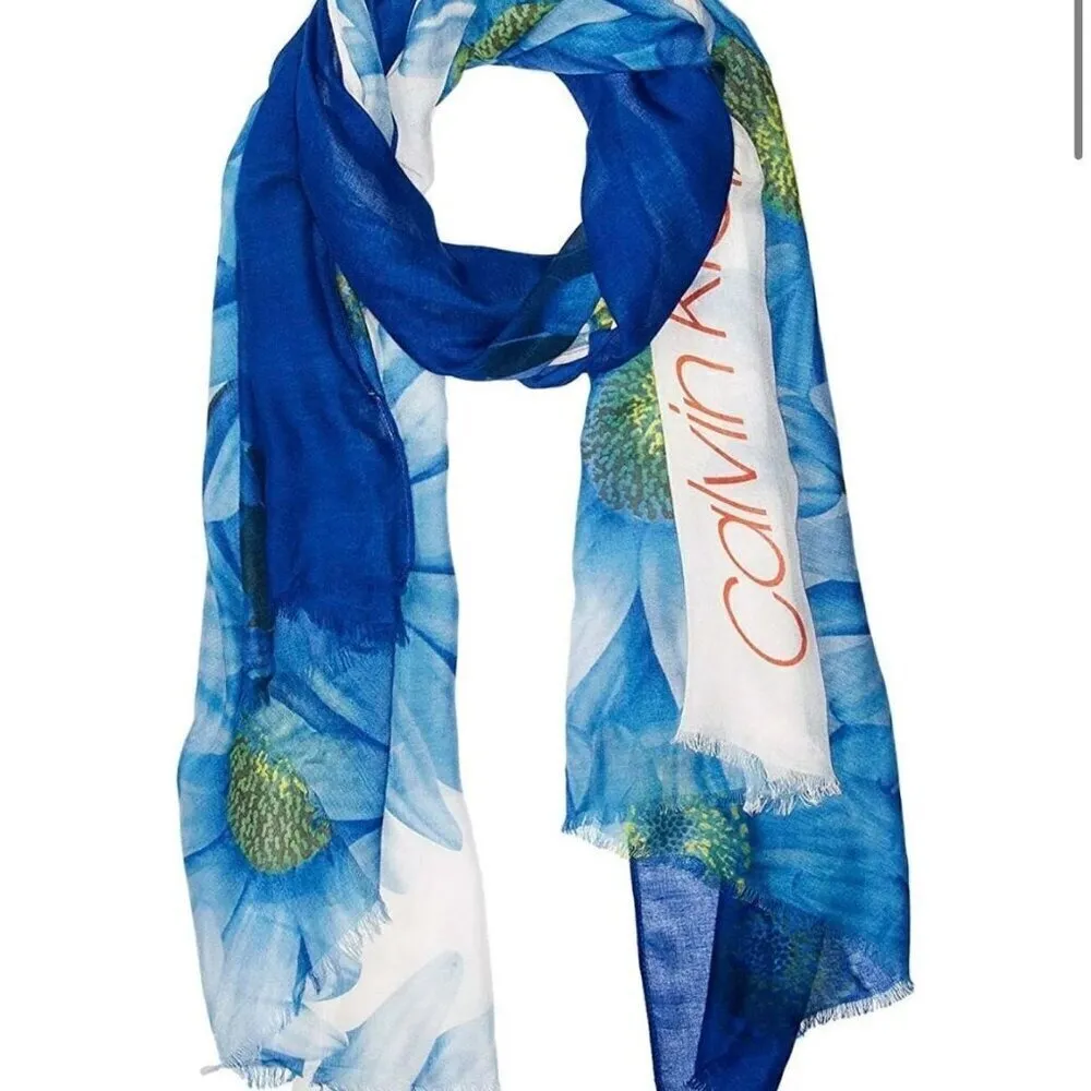 Calvin‎ Klein Ombre Daisy Pareo Wrap Scarf Shawl Blue White Retro 90s Vibe Swim - Image 4