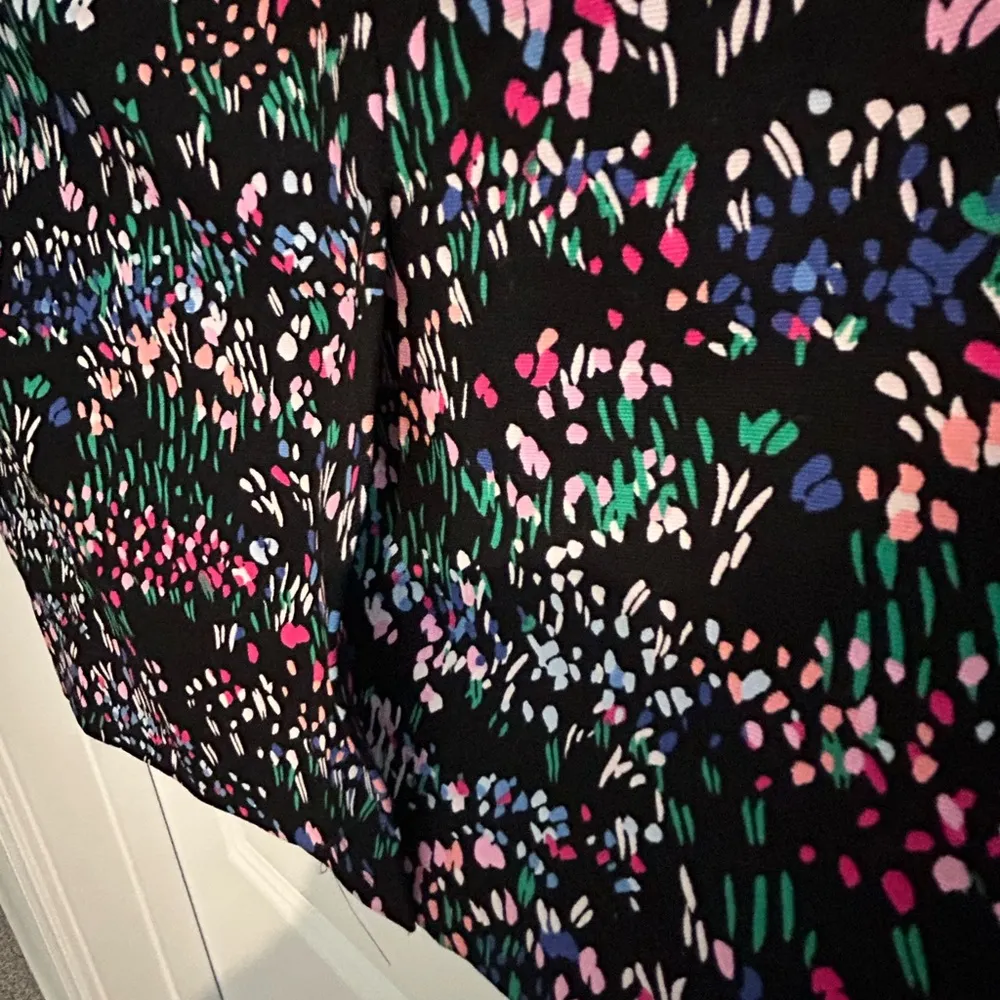 Talbots Skirt Black Pink Size 12 - Image 6