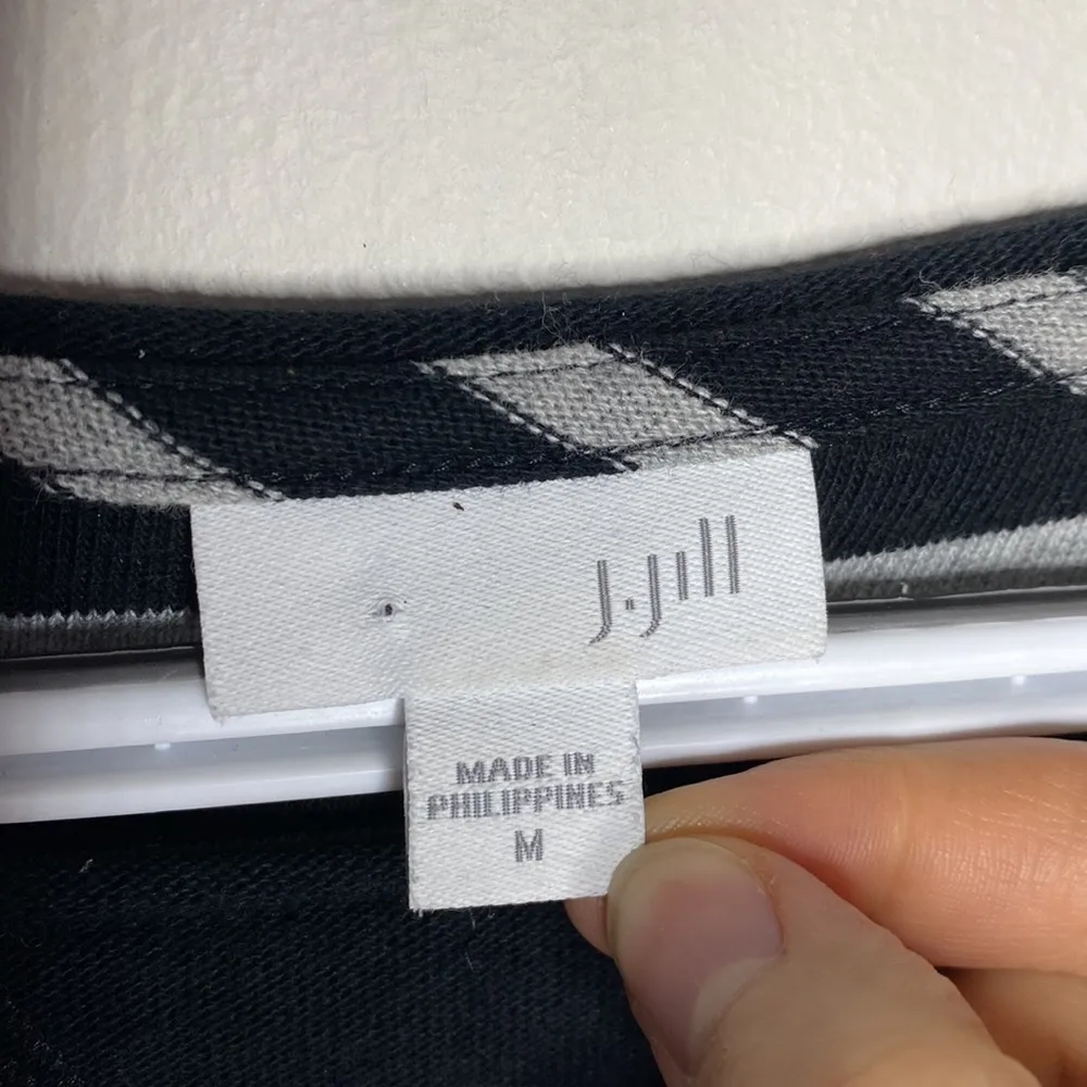 J Jill cotton striped sweatshirt dress with a patch pocket size M - Image 9