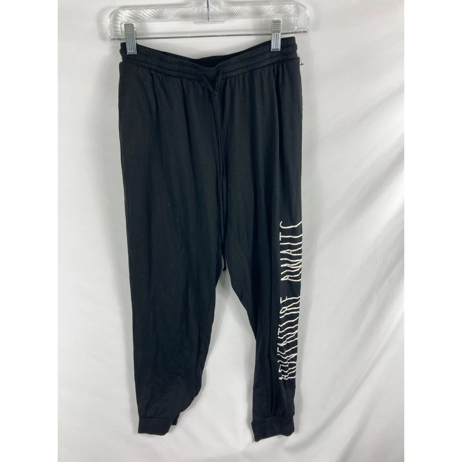 Rae Dunn Adventure Awaits Black Lightweight Joggers Size Medium - Image 2
