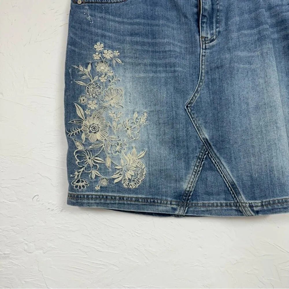 Democracy Blue Embroidered Denim Skirt Womens 14 Jean Boho Coastal Cowboy Floral - Image 3