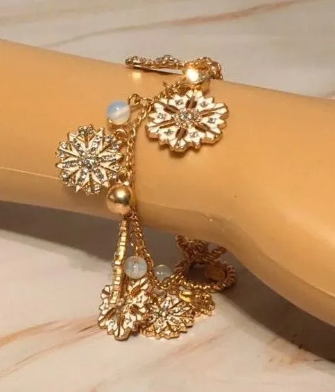 Snowflake Charm Bracelet Gold - Image 8