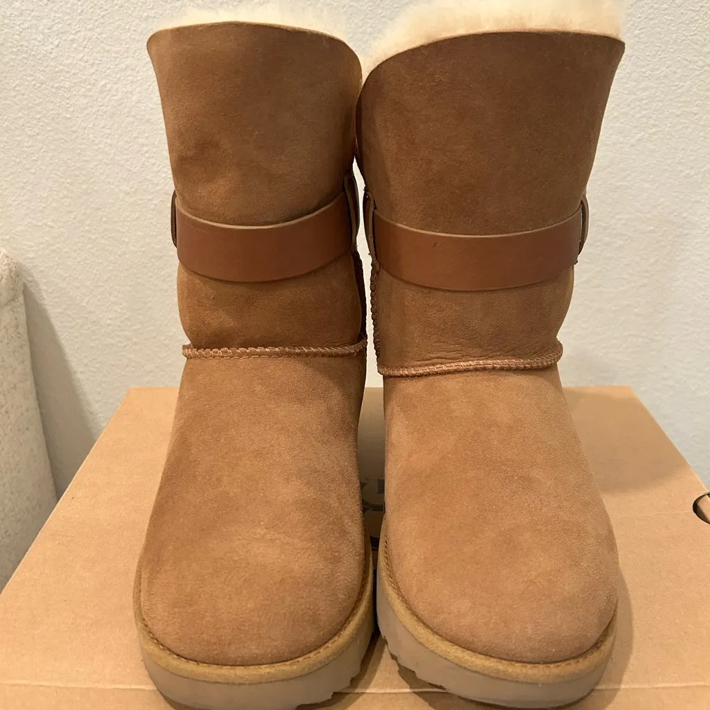 UGG Australia Jaylyn Chestnut Twinface Sheepskin Boots Size 6 - Image 8