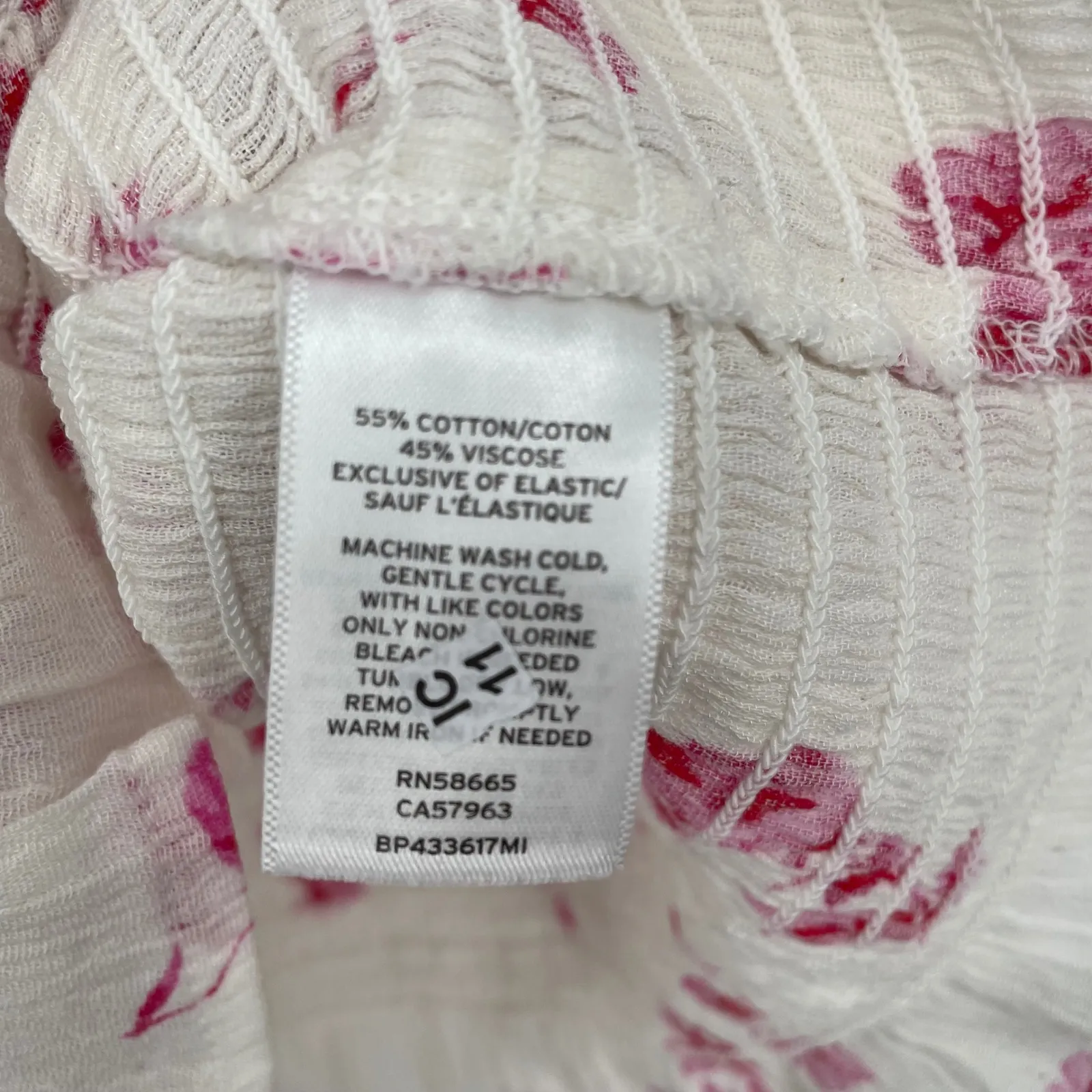 BP Smocked Floral Crop Top White Pink Square Neck Tank Size XL - Image 4