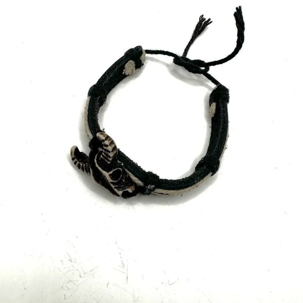 Bullhead skull adjustable bracelet - Image 5