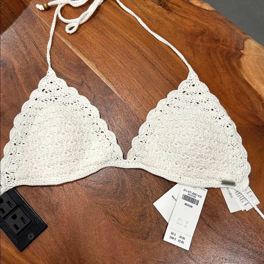 Elegant Cream Crochet Bralette - Image 5