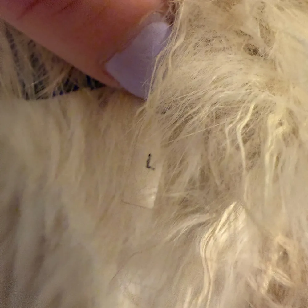 Love Token Cream Rabbit Fur Vest - Image 8