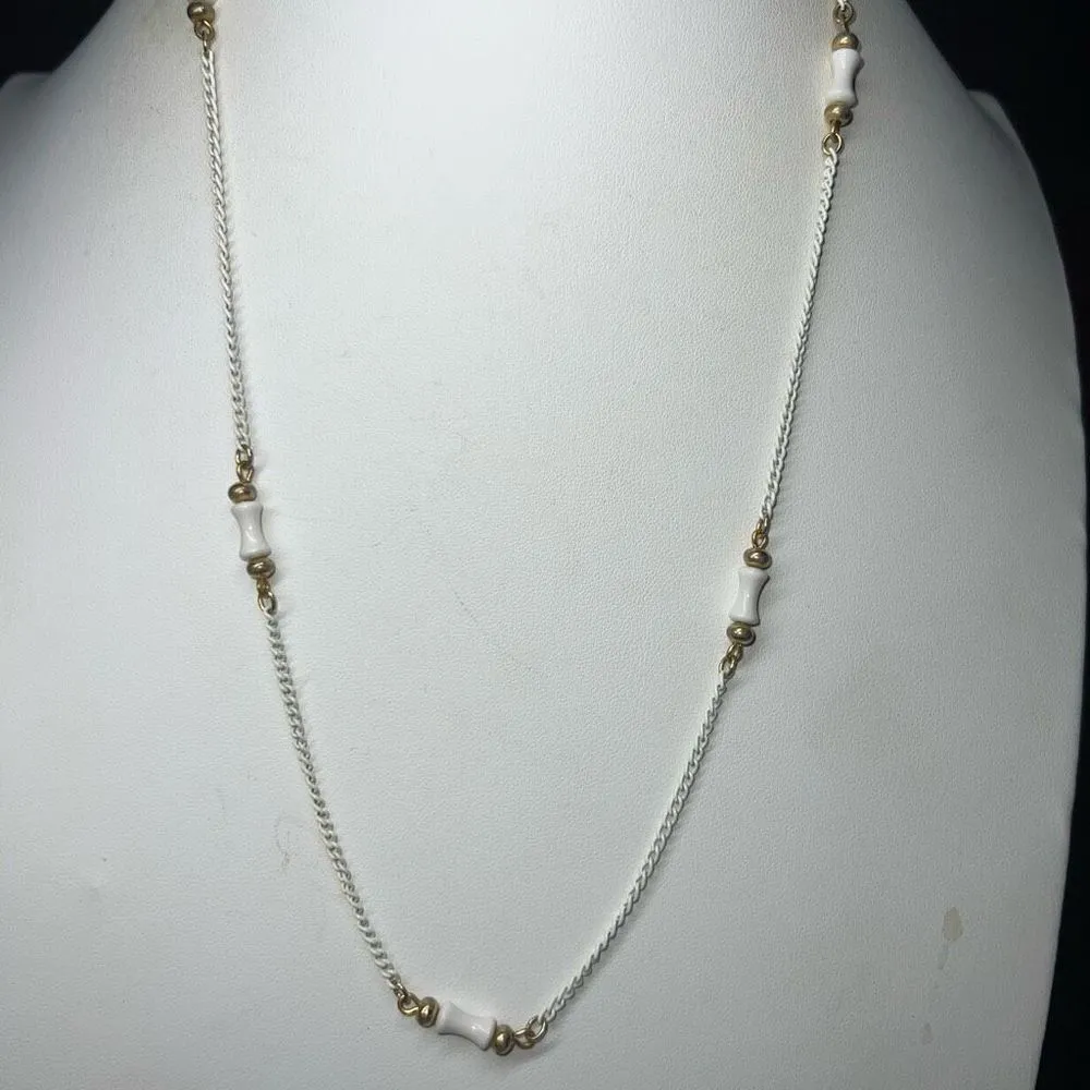 Monet Vintage White and Gold Tone Chain and Tube Shape Necklace - Image 2