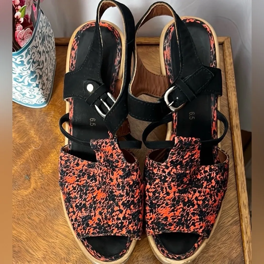 Rachel Comey Spade Sandal Heeled Clogs-Poppy Floral Size 6.5 - Image 2