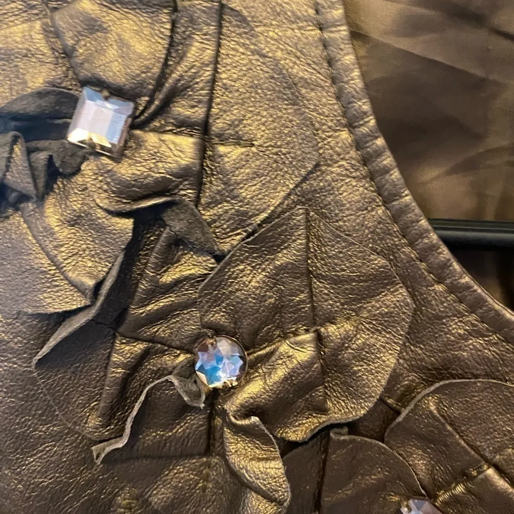 PETER NYGARD COPPER LEATHER/SWEATER JACKET.  MEASUREMENTS PROVIDED - Image 3