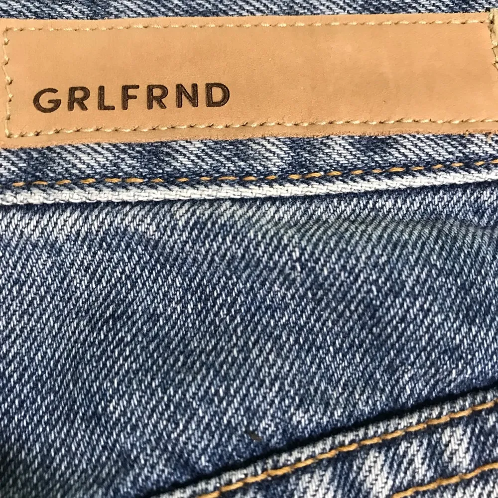 GRLFRND Denim Mini Jean Skirt Distressed Frayed Hem Offset Front Hem Size 26 - Image 5