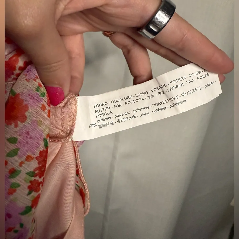 Zara Red and Pink Floral Ruffle Flutter Romper Medium - Image 11