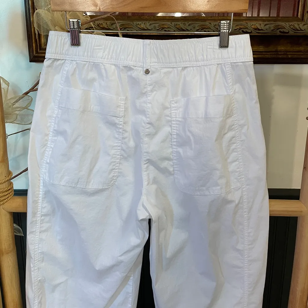 FOIL Pump It Up White Trapeze Barrel Leg Pull On Pants - Image 10