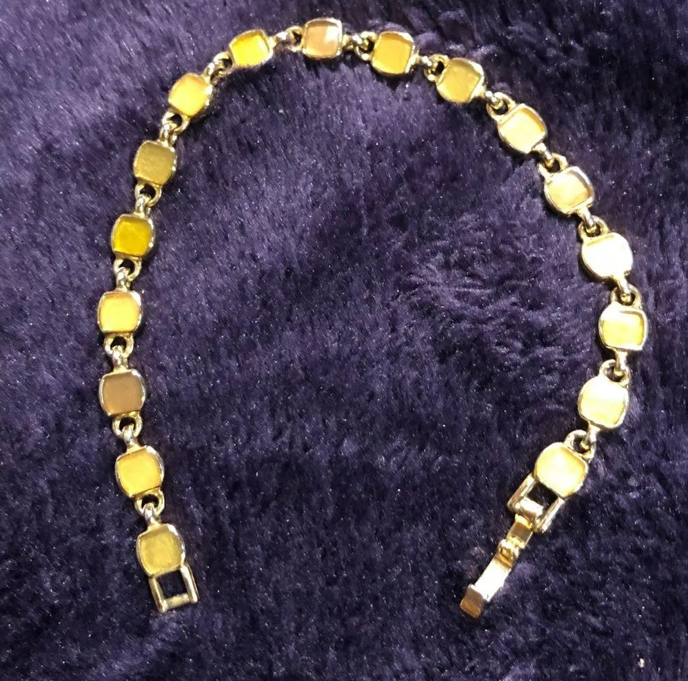 Vintage Liz Claiborne GoldTone Bracelet - Image 4