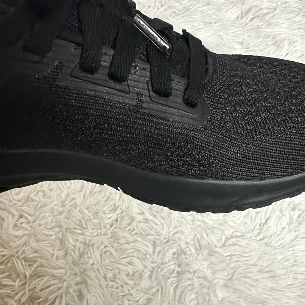 Avia Women's Black Athletic Shoes - Image 12