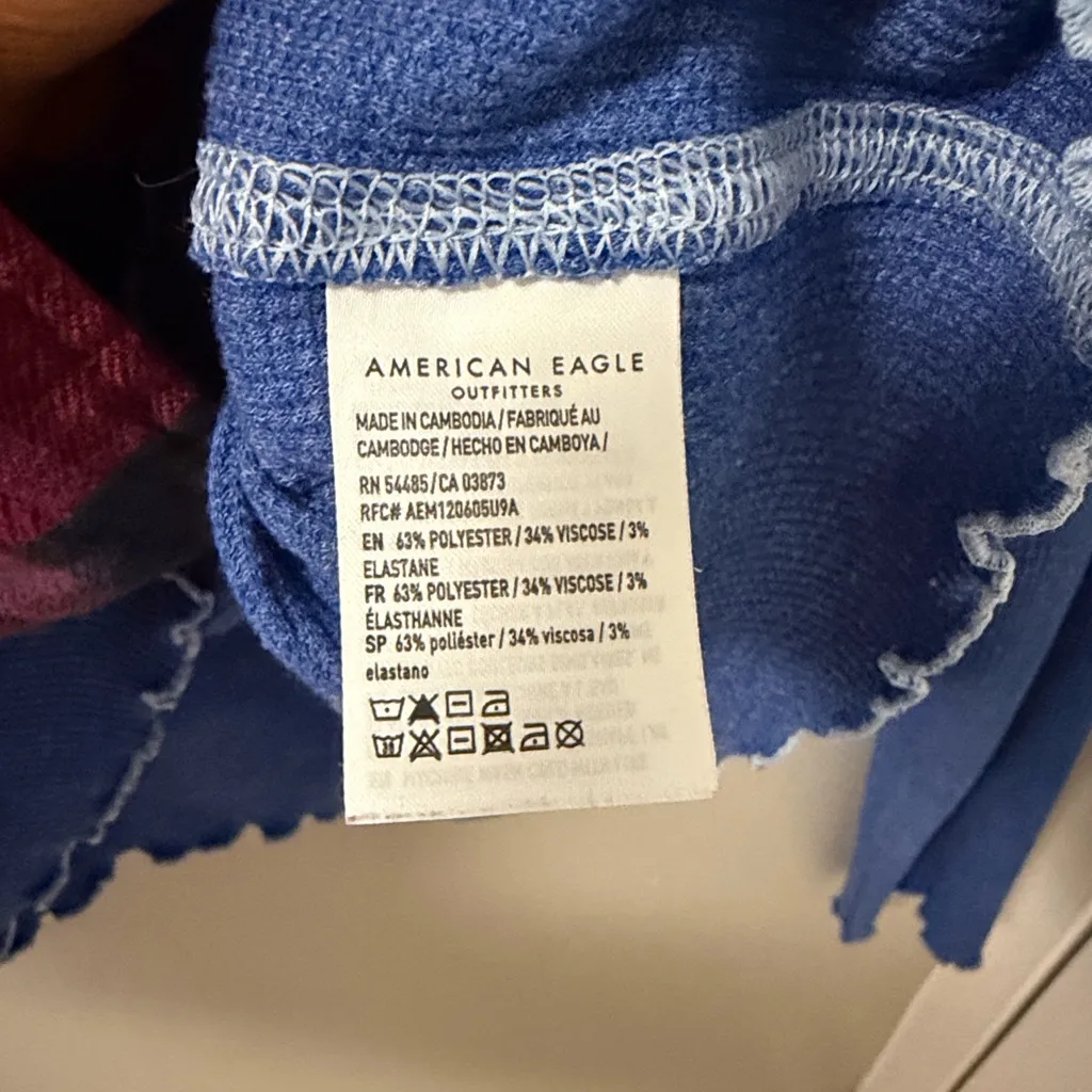 American Eagle Soft & Sexy ribbed long-sleeve v-neck top in blue XL - Image 5