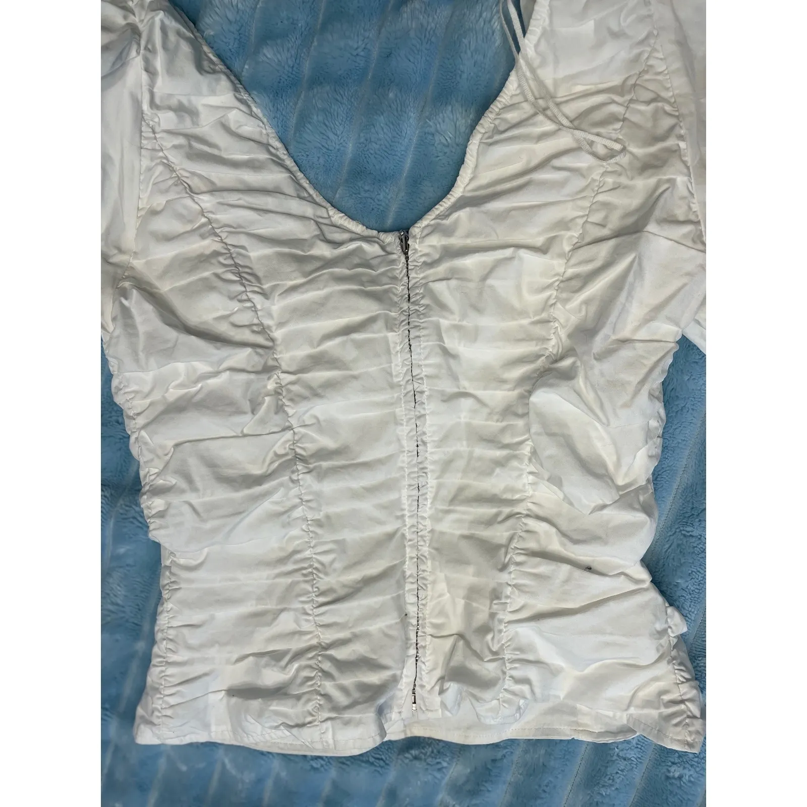 Paris Atelier & Other Stories White Puff Sleeve Ruched Rosette V Neck Top US 2 - Image 4