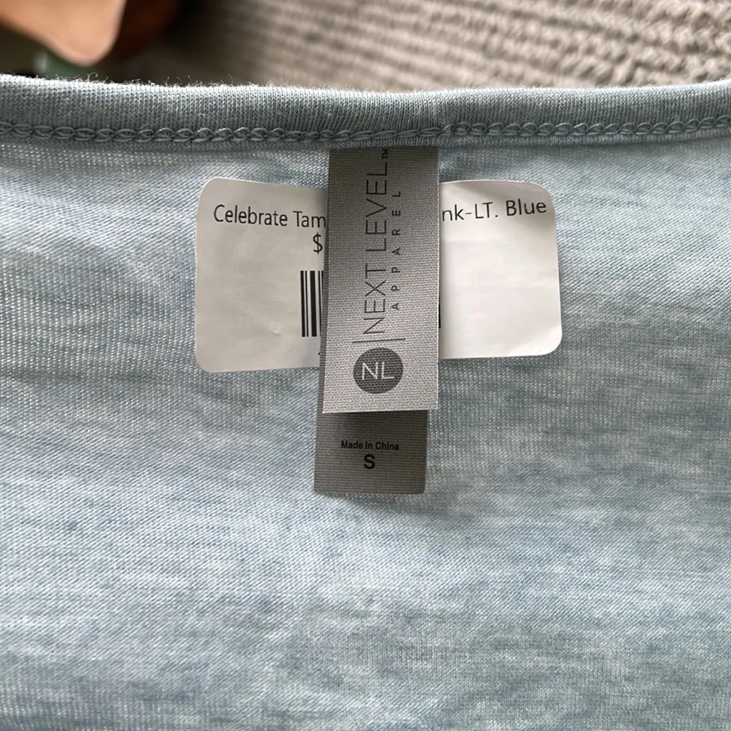 Next Level Tampa Bay Heather Powder Blue V Neck Sleeveless Top Sz Small NWT - Image 4