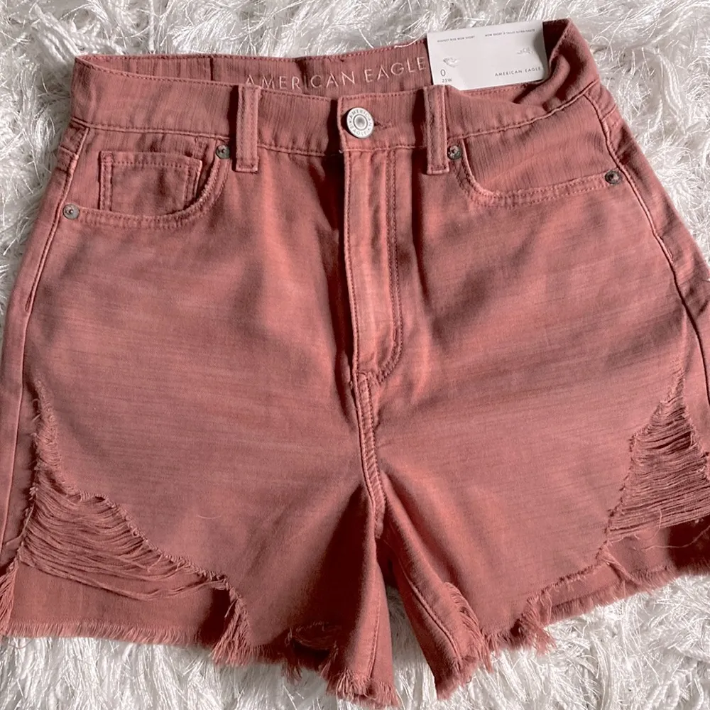 New American Eagle Highest Rise Distressed Raw Hem Mom Denim Cotton Jean Shorts - Image 4