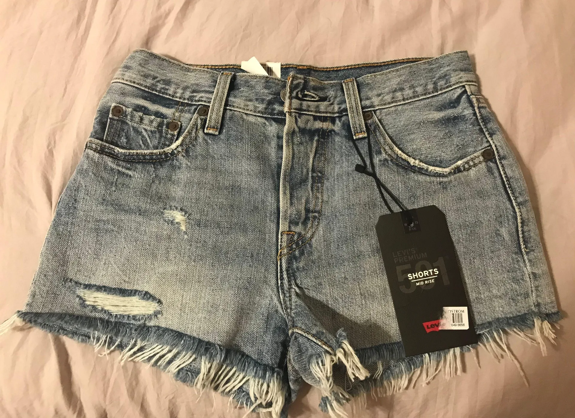 Levi’s 501 Shorts - Image 2