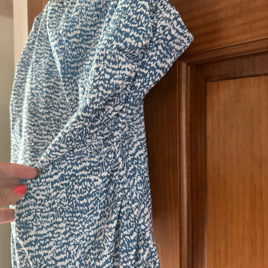 Raisins Curve Tankini Swim Top Women’s 14W Blue White Pattern Ruched Sides - Image 2