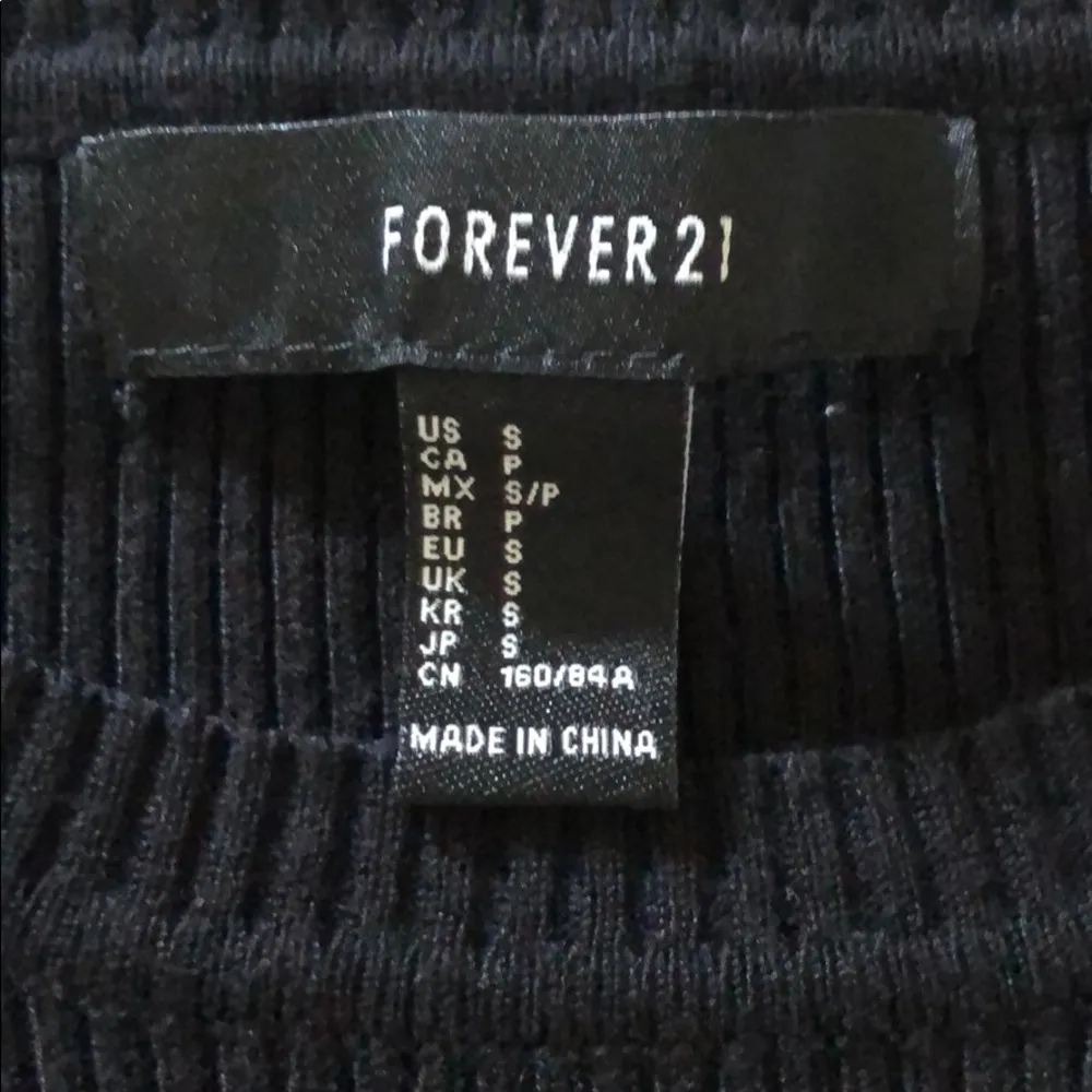 Forever 21 sweater - Image 5