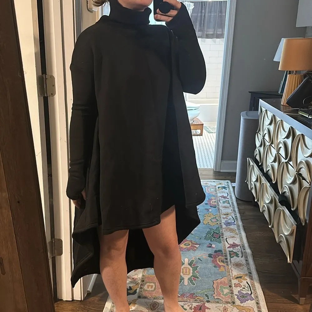 AKIRA LAINIE TURTLENECK HIGH LOW SWEATSHIRT DRESS - Image 6