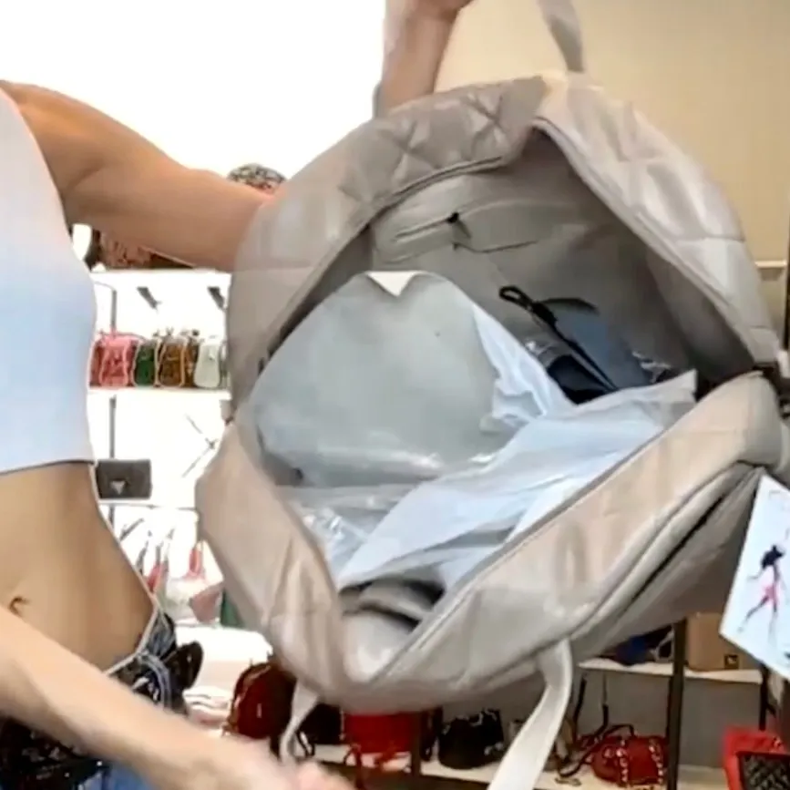 Gilda Paris Weekender Bag Taupe Quilted Travel Tote New With Tags Tan - Image 7