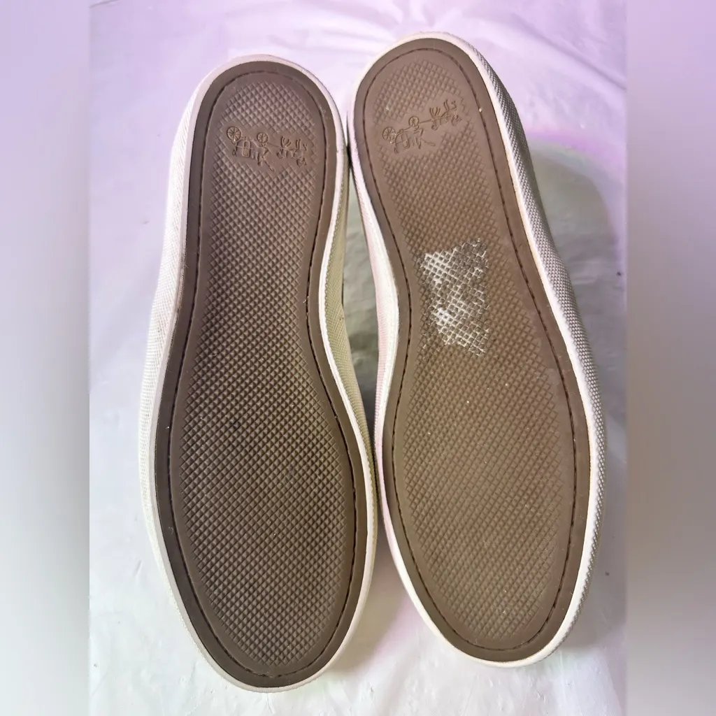 Coach Red and Black Fabric Detail - Image 7