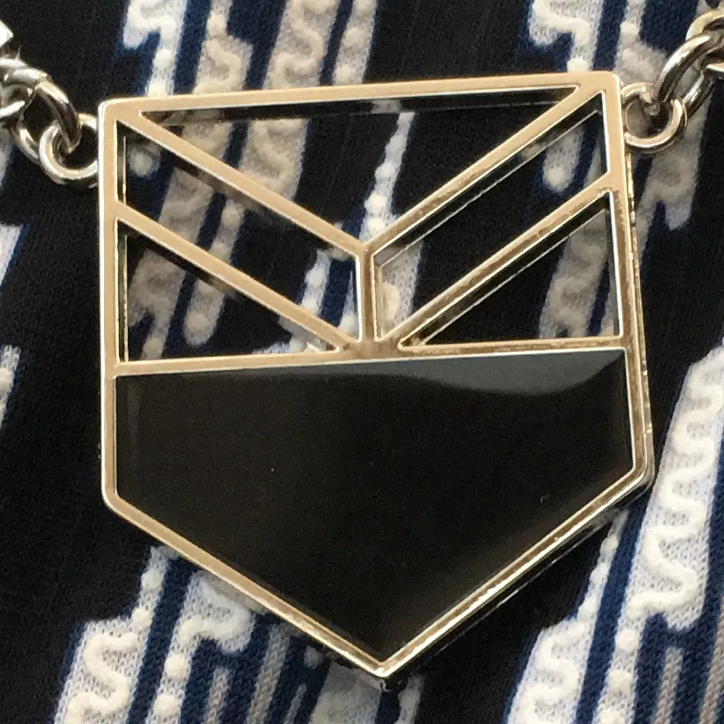 FINAL MARKDOWN Ladies’ NWT R&M Richards Petite Dress w/Attached Necklace (12P) - Image 7