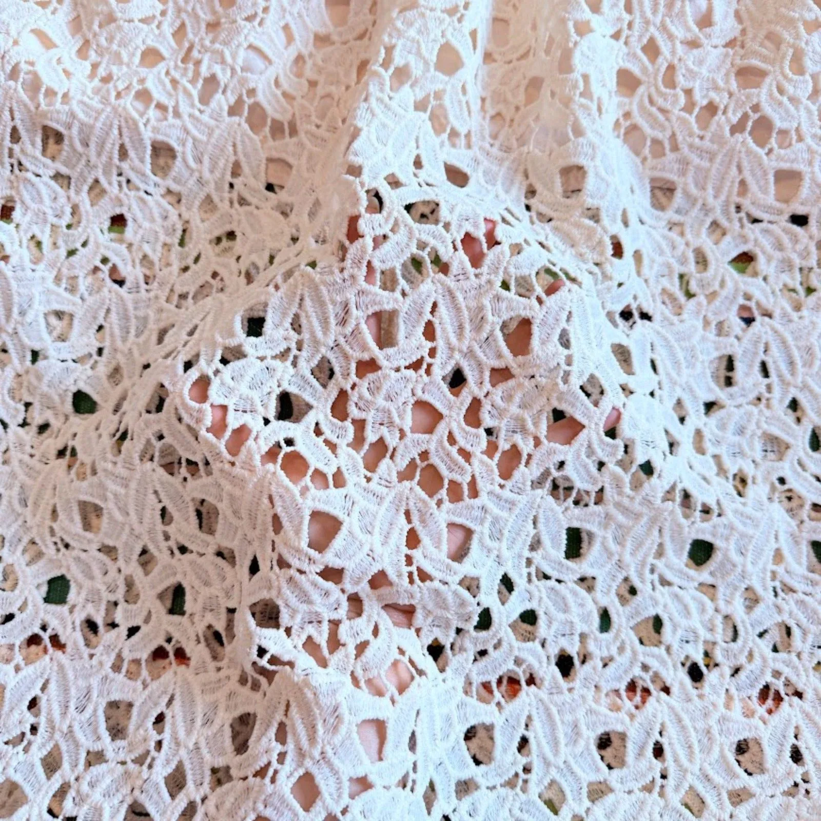 ASTR The Label Floral Lace Midi Dress in Cream size XS - Image 5