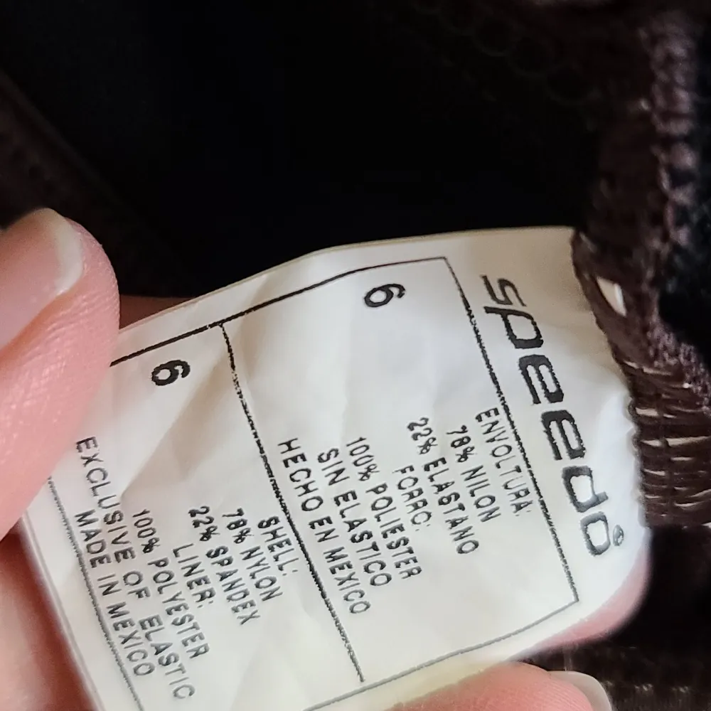 Speedo  one piece swimsuit size 6 - Image 7