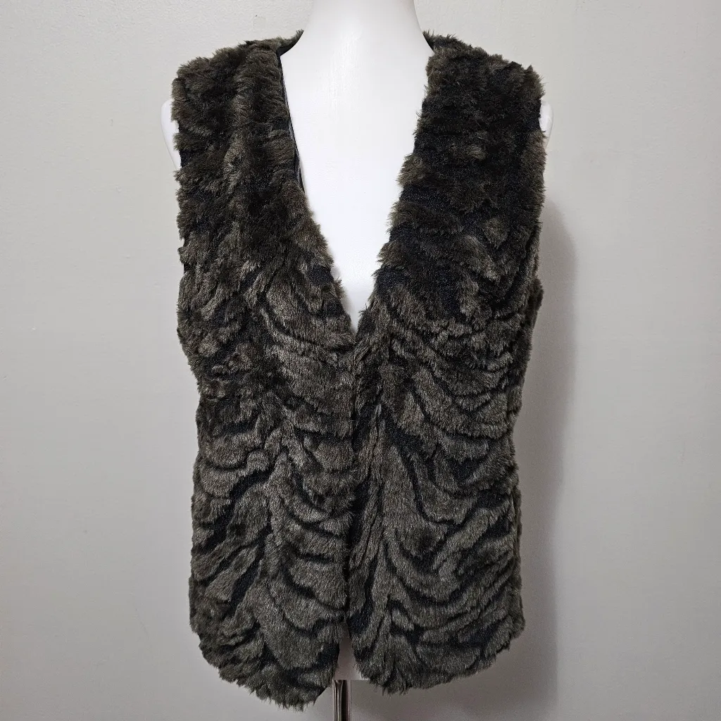 Dana Bachman Brown Faux Fur Vest Size Medium Luxury Contemporary - Image 2