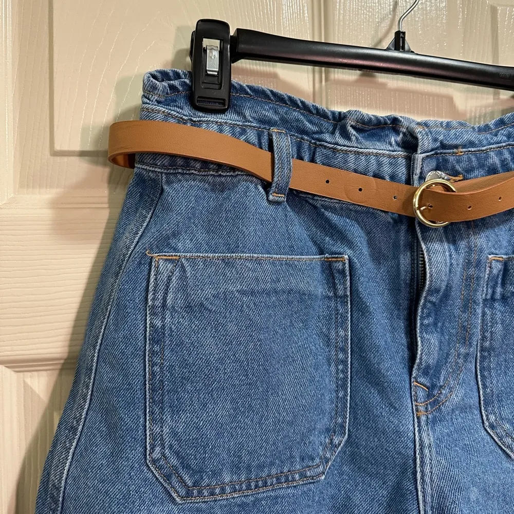Women’s Zara Belted Denim Jean Shorts High Rise Size 8 - Image 2