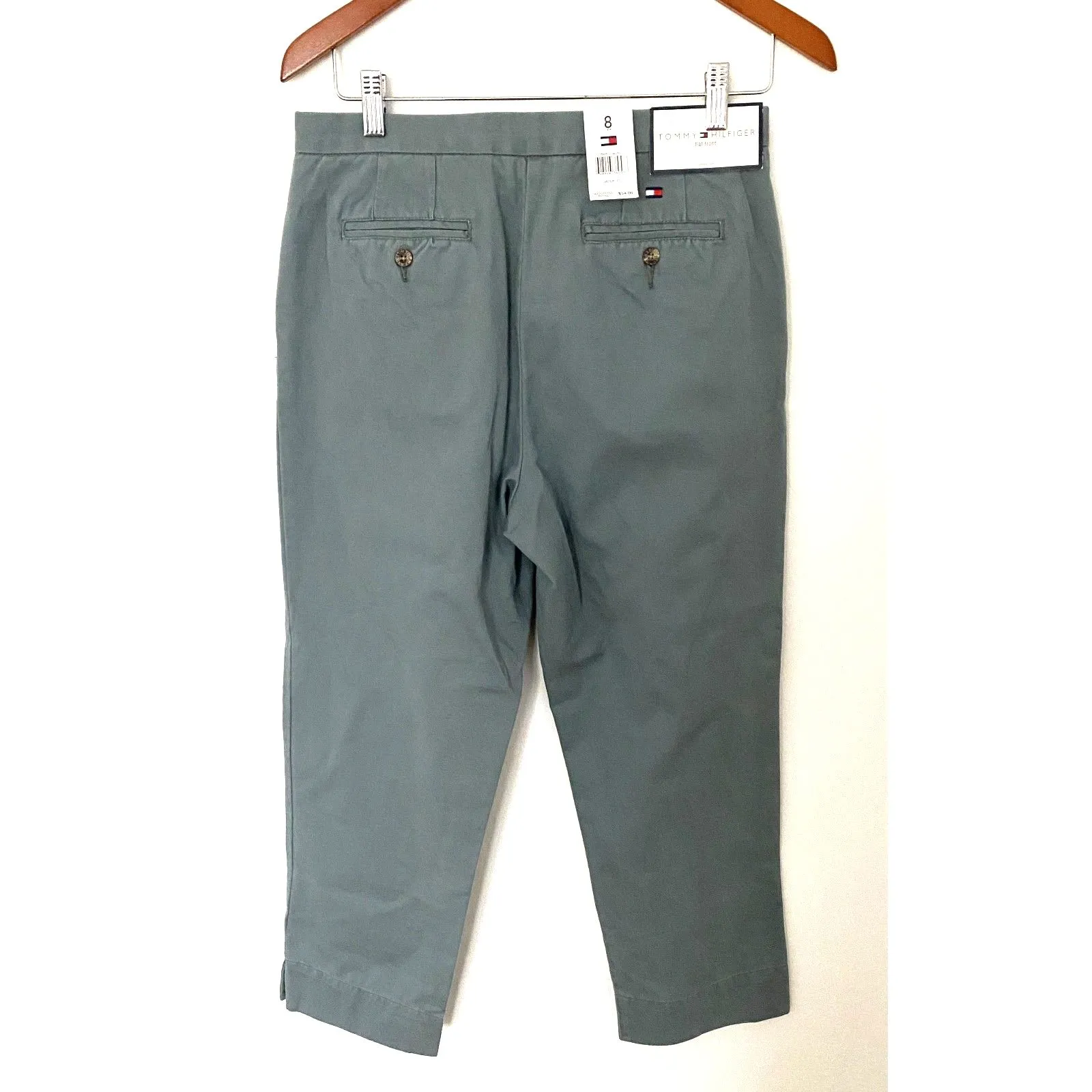 NWT Tommy Hilfiger Green Chinos Relaxed Fit Flat Front Cropped 100% Cotton Sz 8 - Image 2
