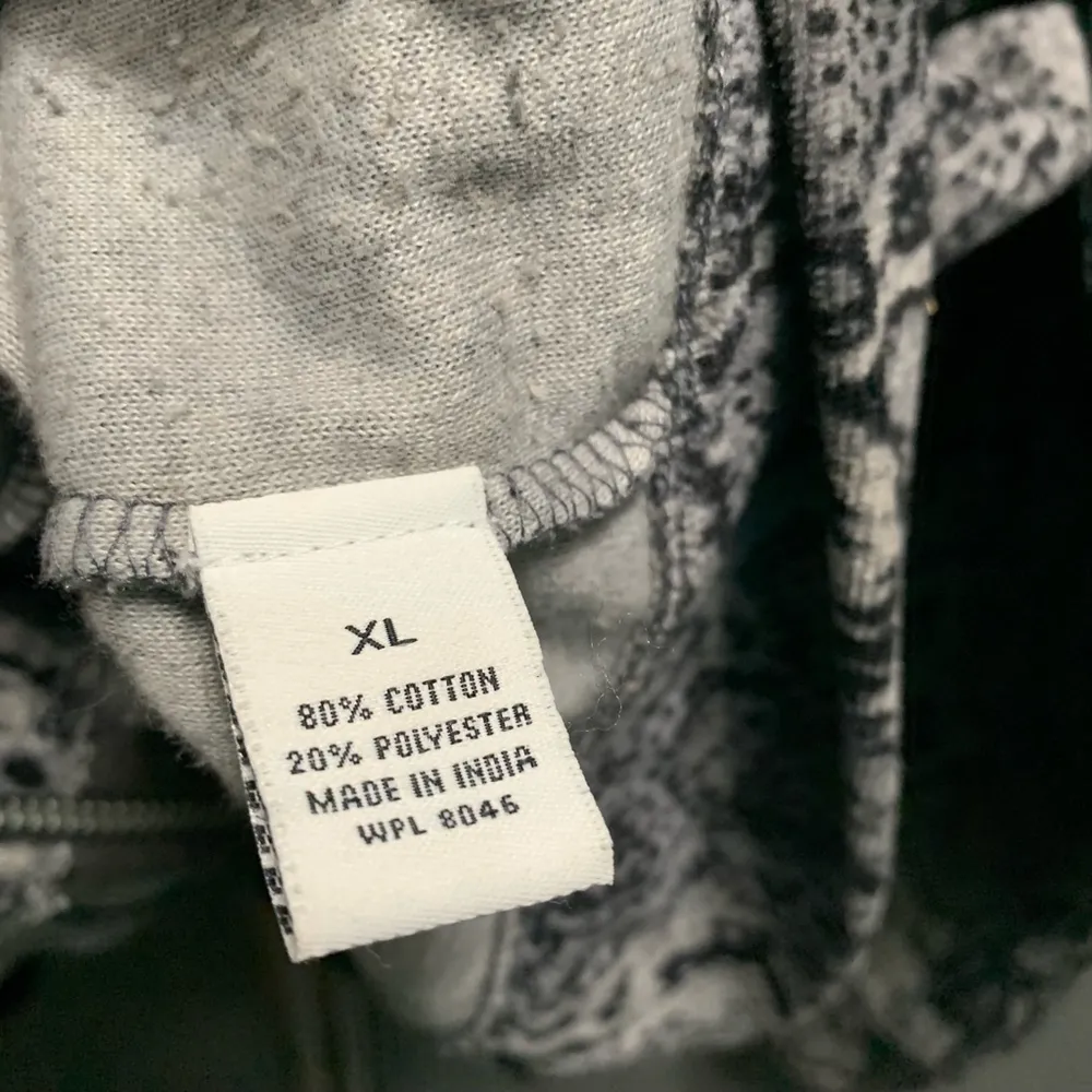 B20-Women's Style & Co. Jacket XL Gray Snake Print Full Zip - Image 5