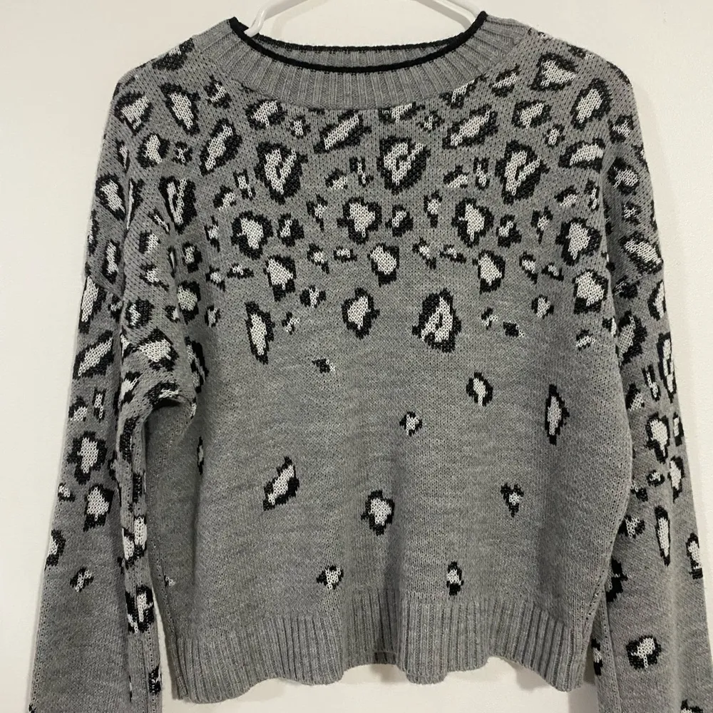 EXPRESS  Cheetah Print Sweater - Image 2
