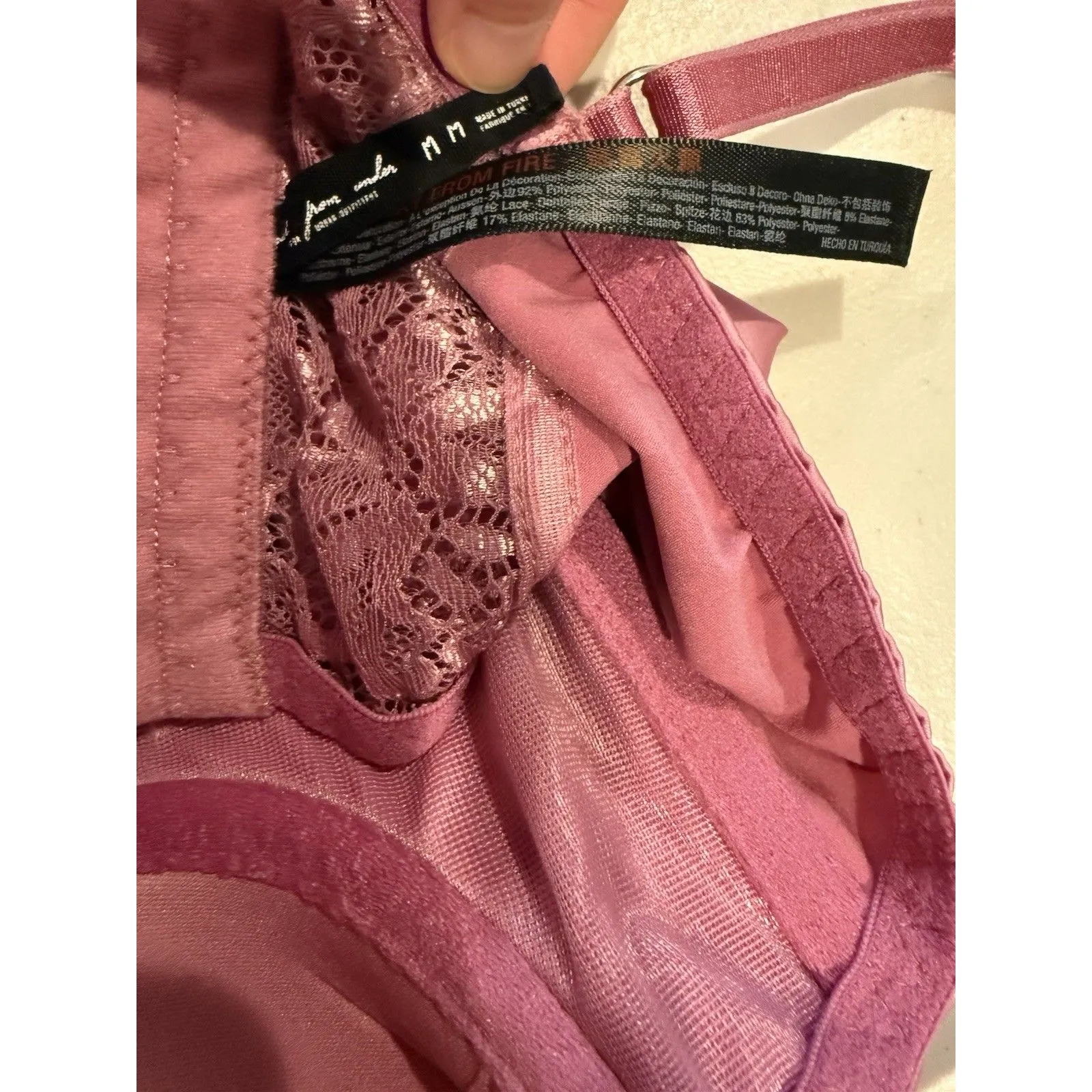 Out From Under Bra Bustier Corset Women Med. Pink Urban Outfitters Lace Romantic - Image 3