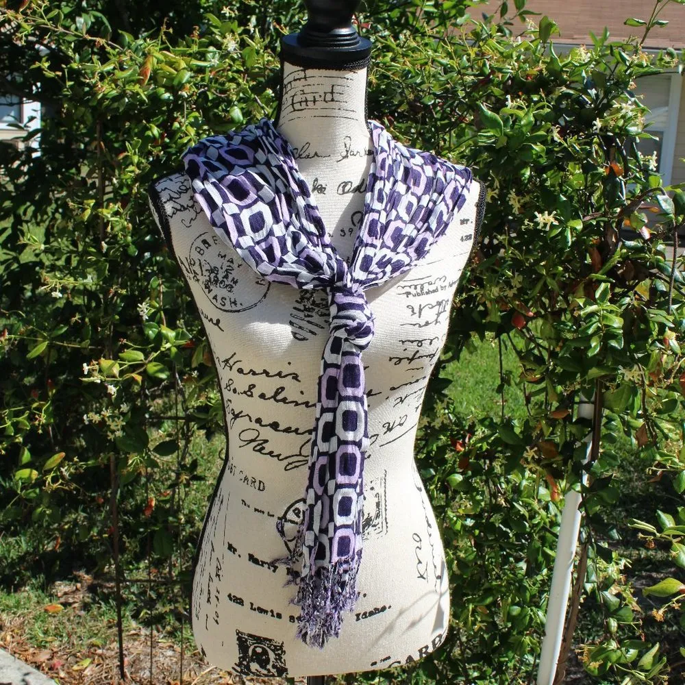 Geometric Design Ladies Scarf Purples & White Purple - Image 2