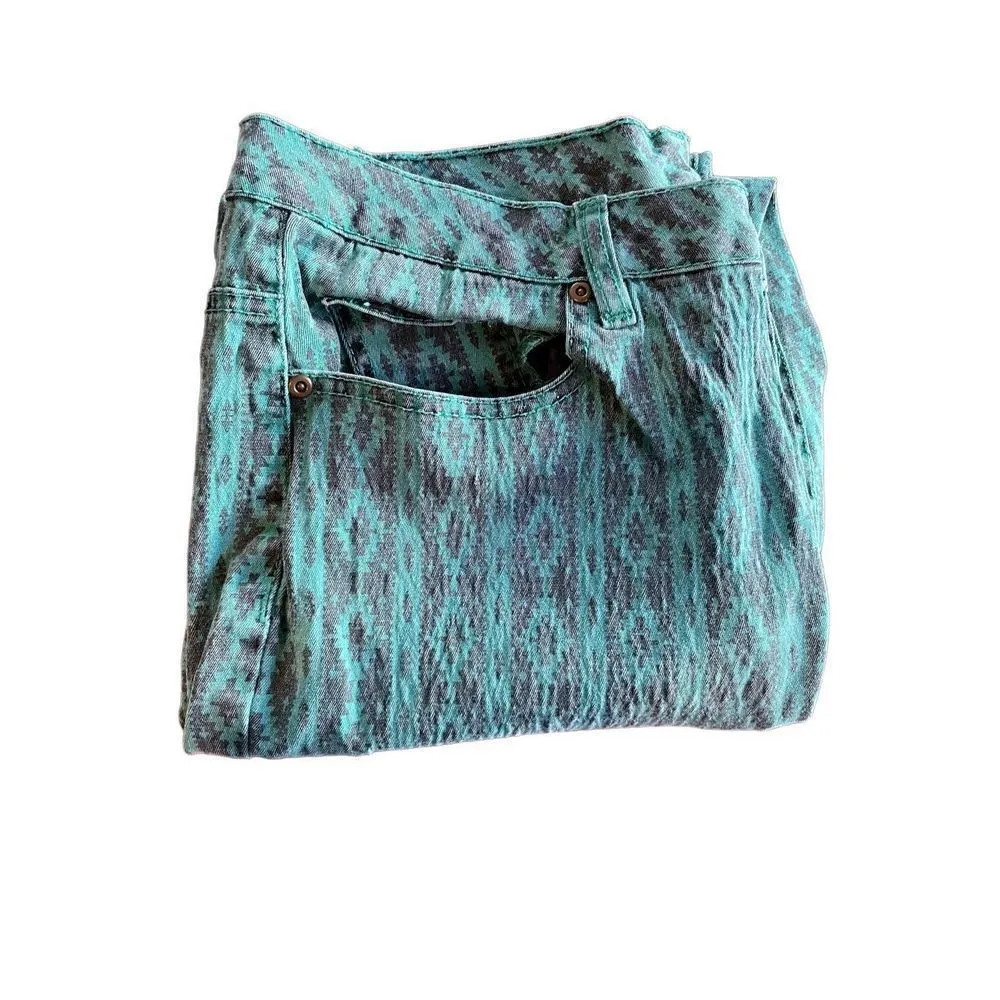 DG2
Diane Gilman Women Denim Pants Stretch Aztec Cutout Green Size 12 Blue - Image 5