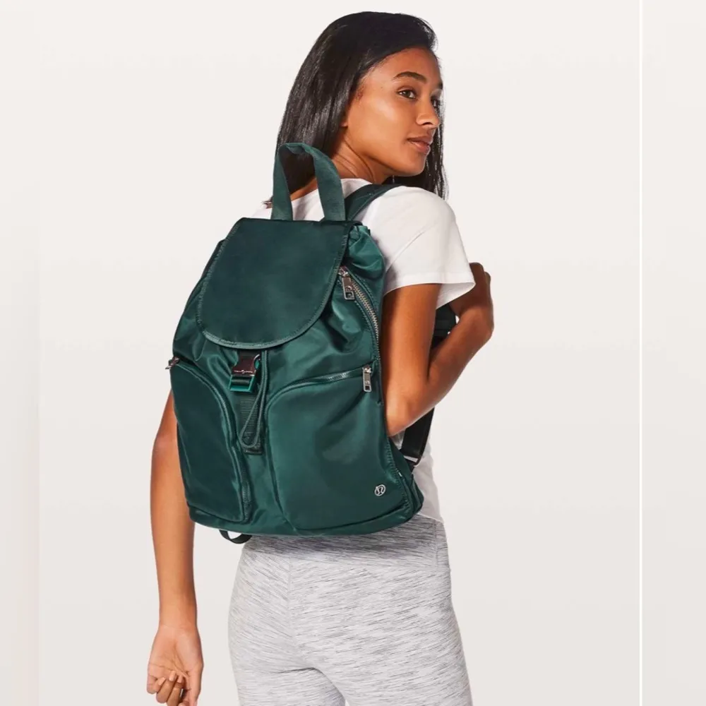 Lululemon Carry On Rucksack 12L Teal Shadow - Image 2