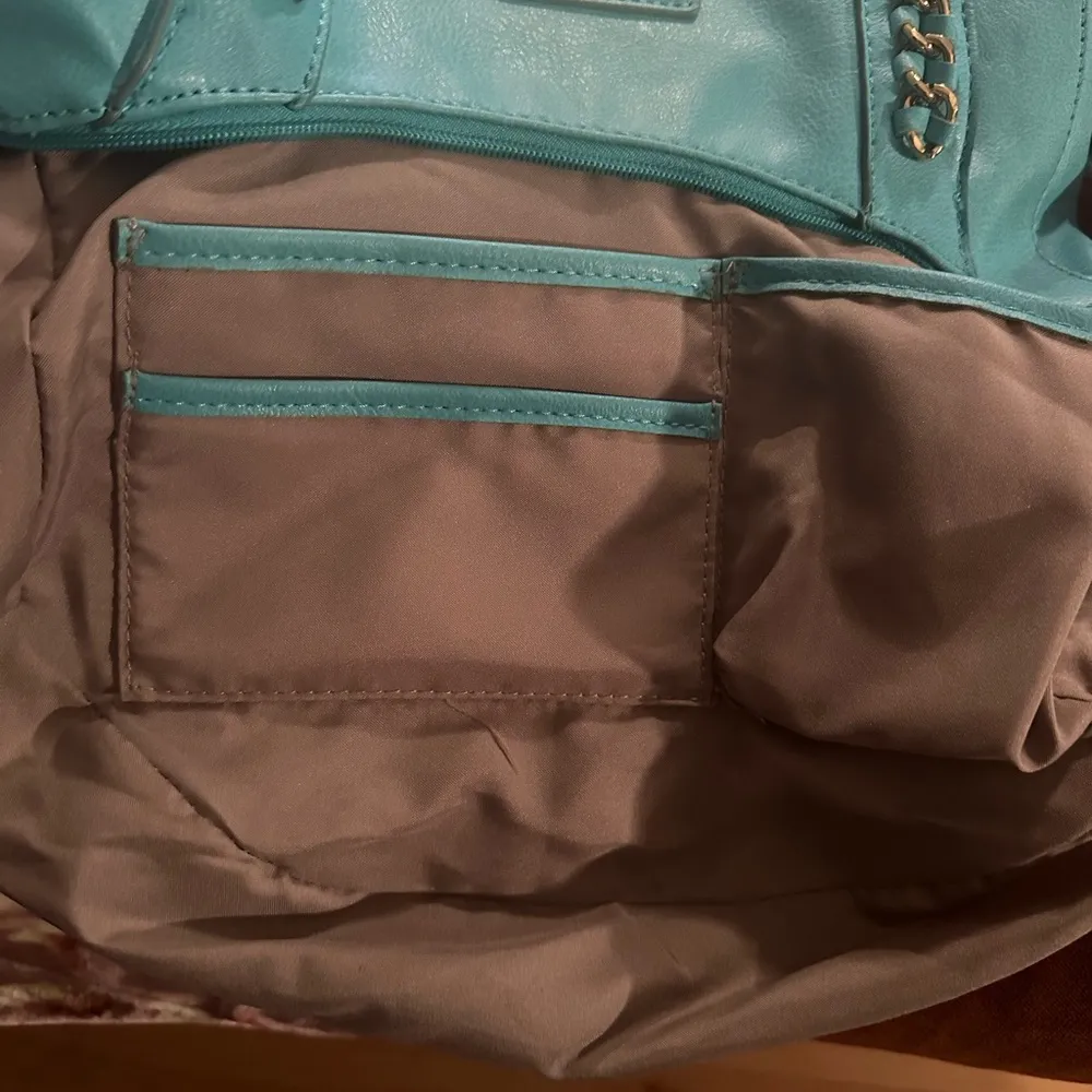 Nicolle Miller shoulder bag, lot of pockets brand new with tag from JCP. New - Image 6