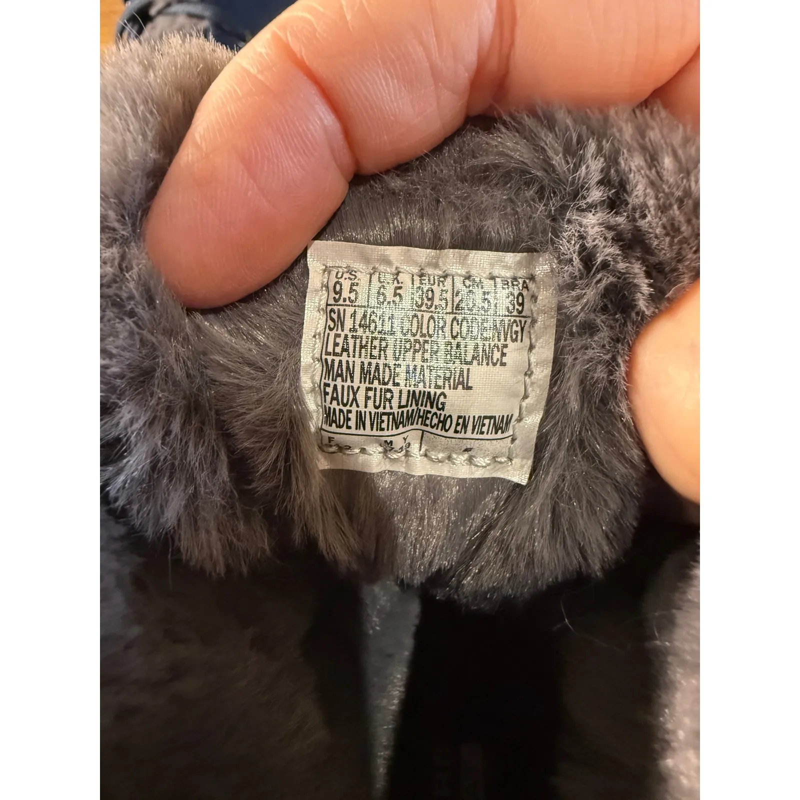 Skechers GO WALK Women's Navy Blue Faux Fur Lined Winter Boots Size 9.5 - Image 2