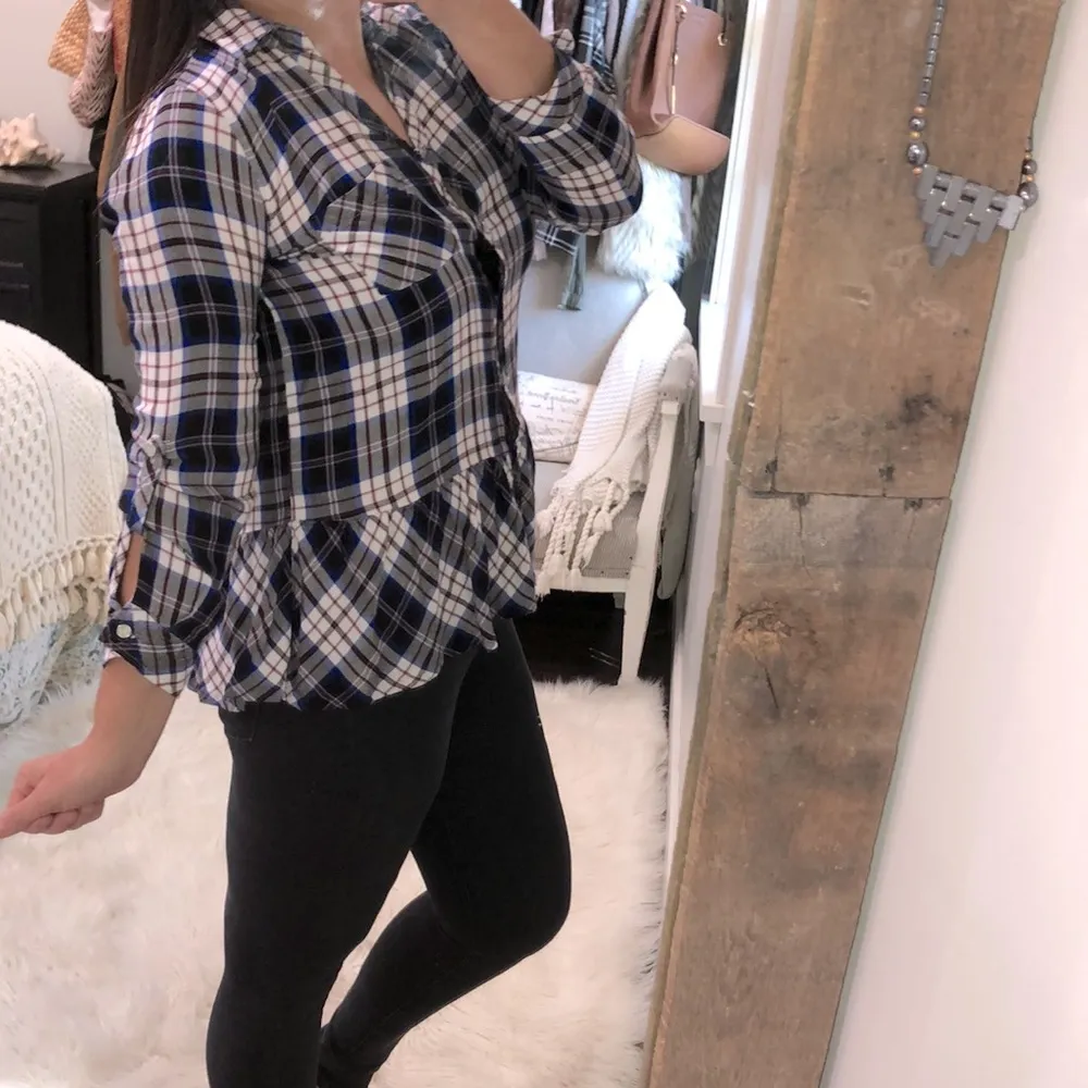 My Michelle size medium blue plaid flannel top - Image 3