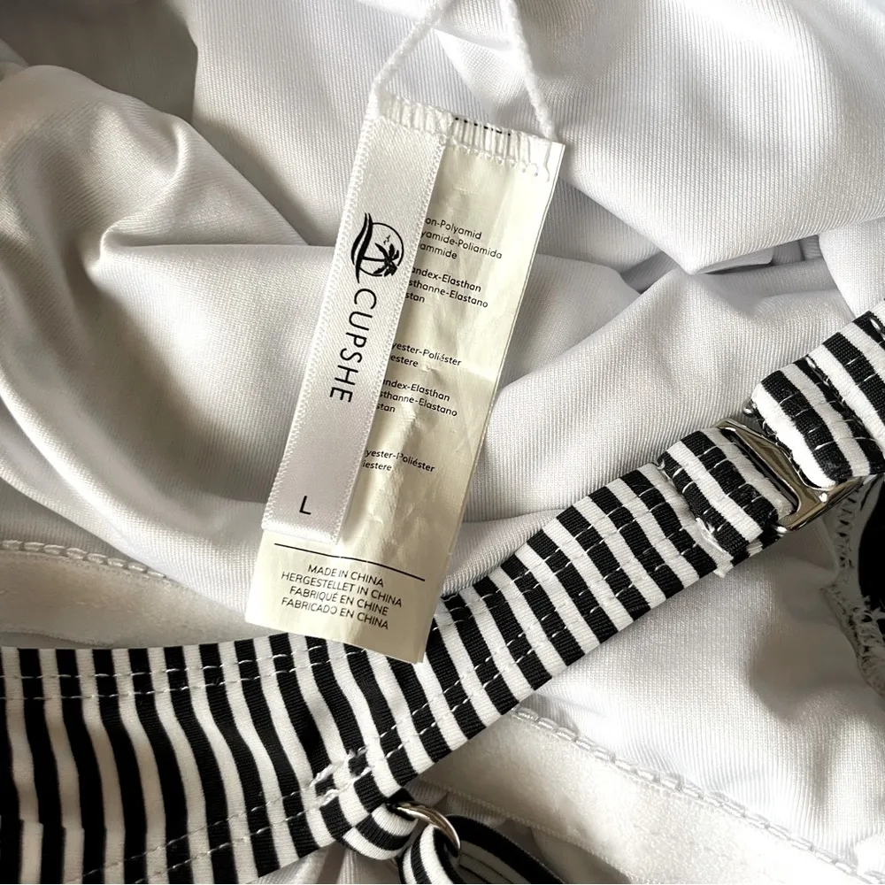 CUPSHE Women's Ladies Vintage Lace Swimwear size Large Black and White Striped - Image 12