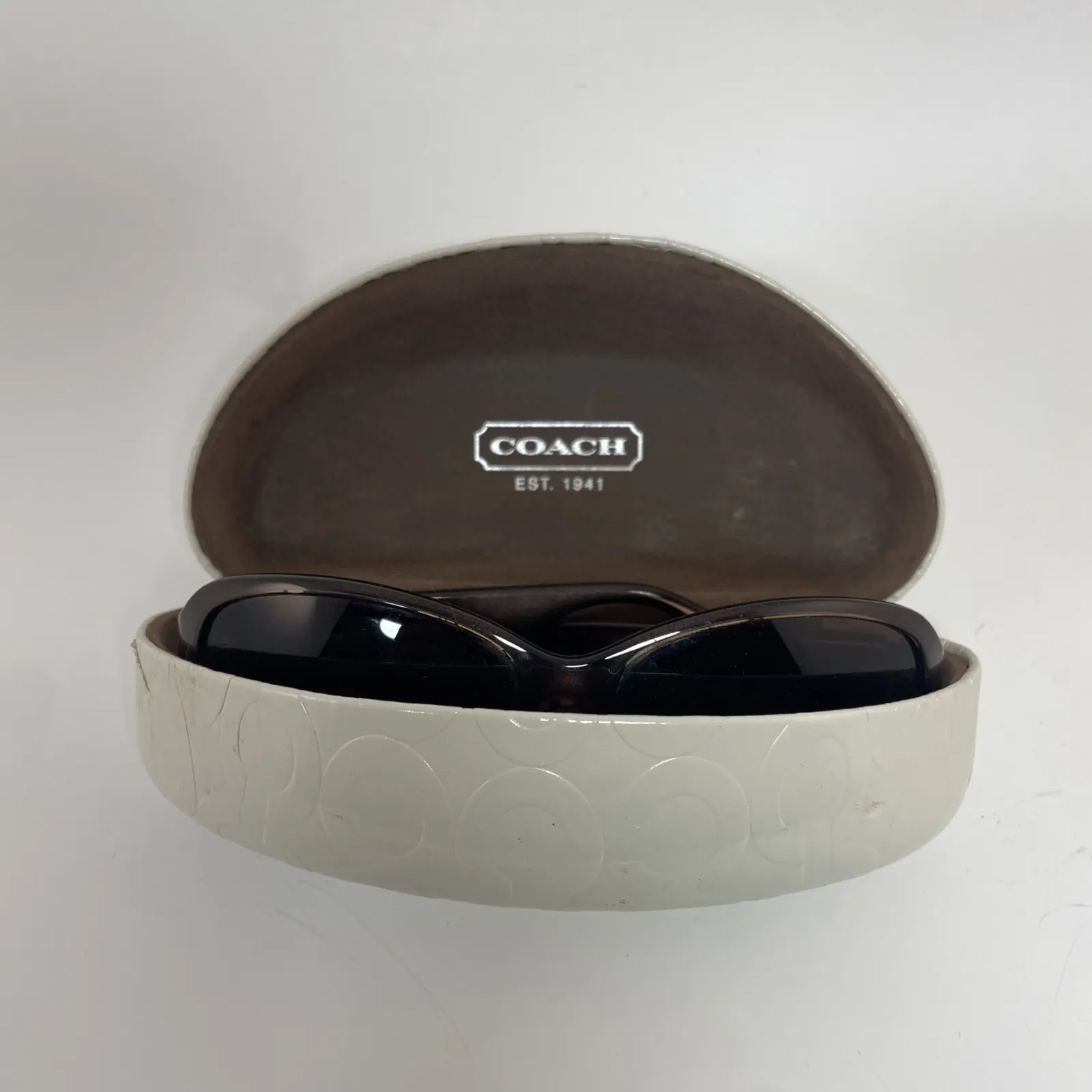 Coach S2002 Black Logo Sunglasses Gradient Lenses Hard Shell Case - Image 7