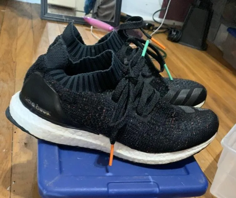 Adidas Ultraboosts - Image 4