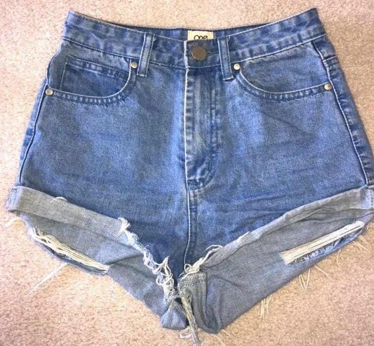Princess Polly Distressed Blue Denim Shorts - Image 3